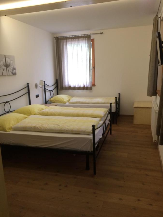 Garni Dal Mozat Bed & Breakfast Lenzumo di Concei Exterior photo
