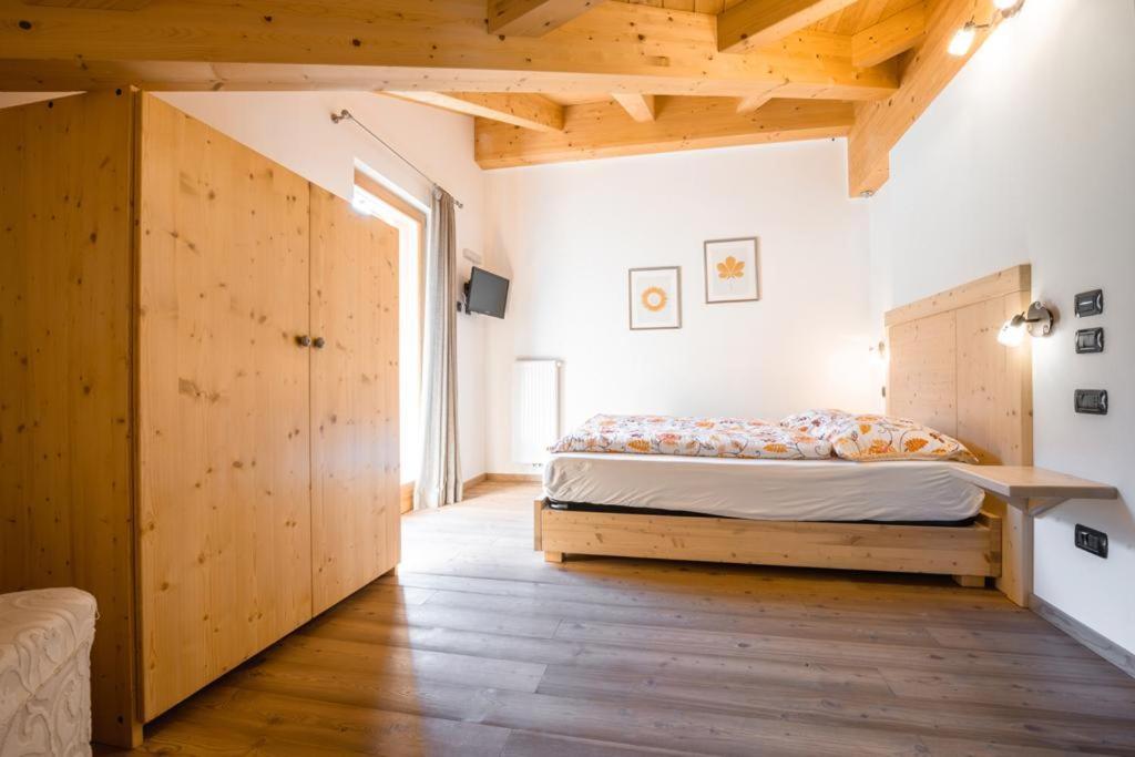 Garni Dal Mozat Bed & Breakfast Lenzumo di Concei Exterior photo