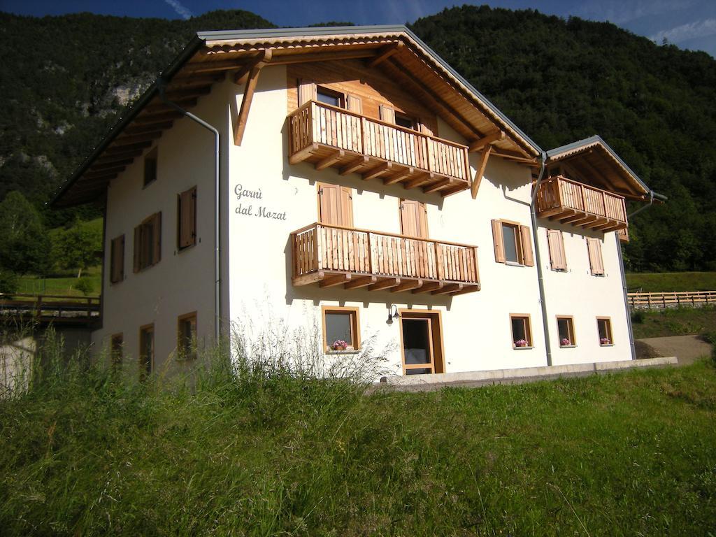 Garni Dal Mozat Bed & Breakfast Lenzumo di Concei Exterior photo